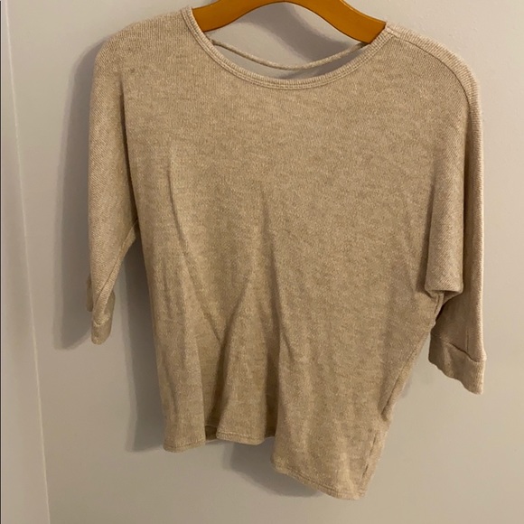 Knot Sweater - Picture 2 of 3